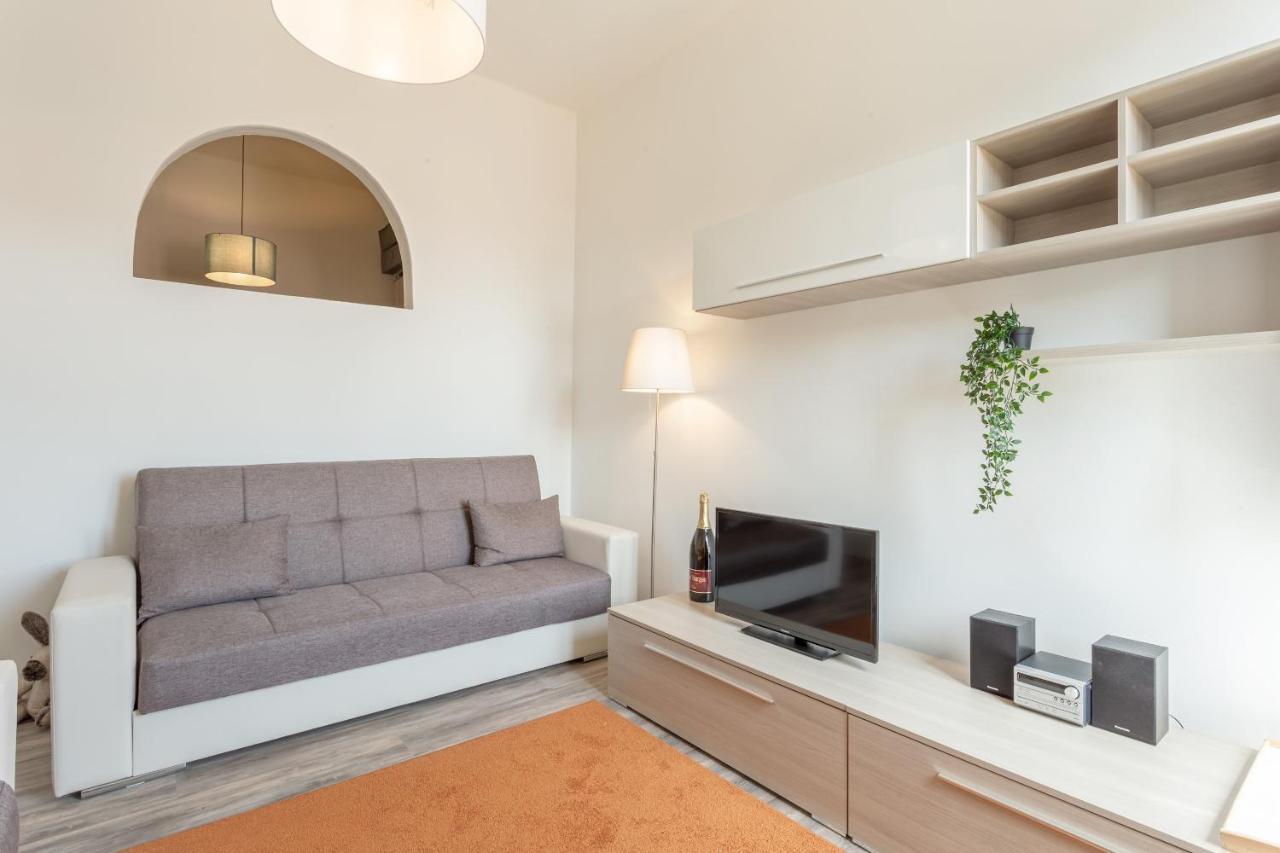 Verdi 185 By Pleiades Home Livorno Exterior photo